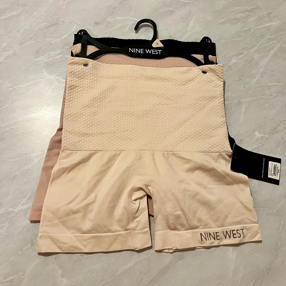 Nine West Women's Tan Bike Shorts